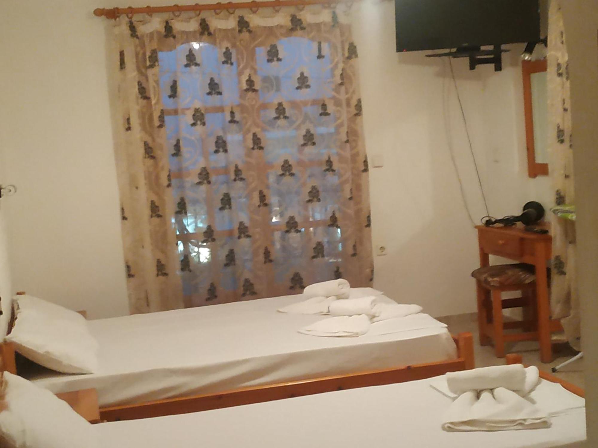 George Studios Stalida Bagian luar foto